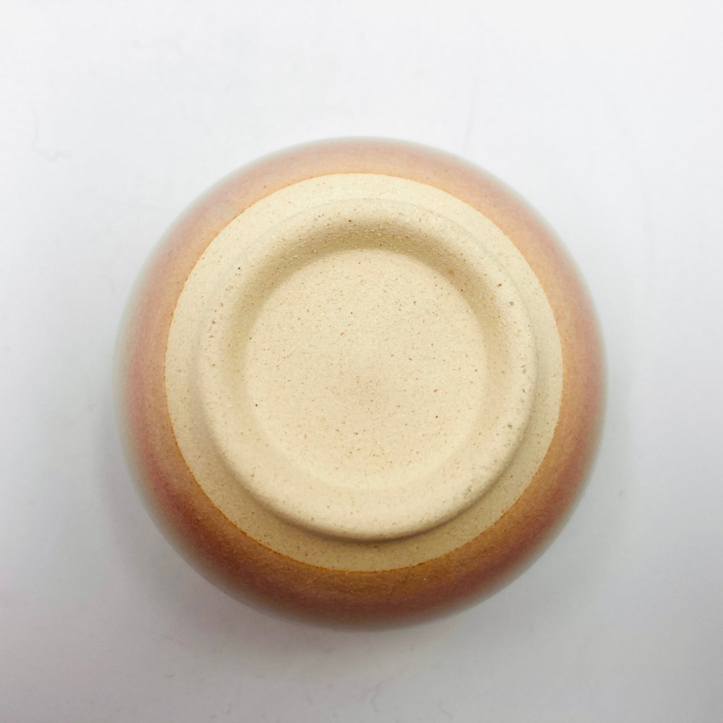 Hagi-yaki Teebecher von Yuka Matsuo / beige mit Innenpunkt