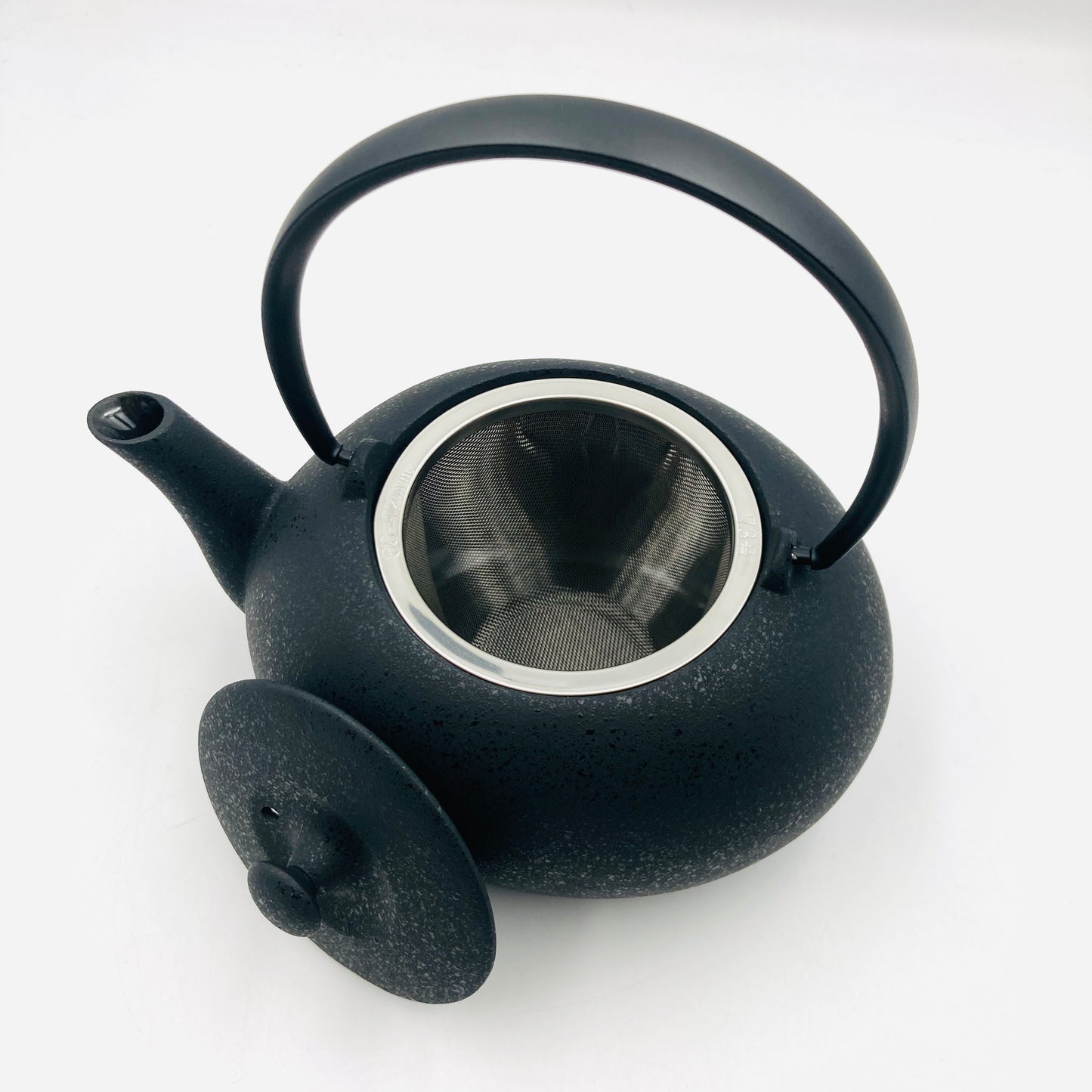 Teekanne Fuku, Gusseisen emailliert