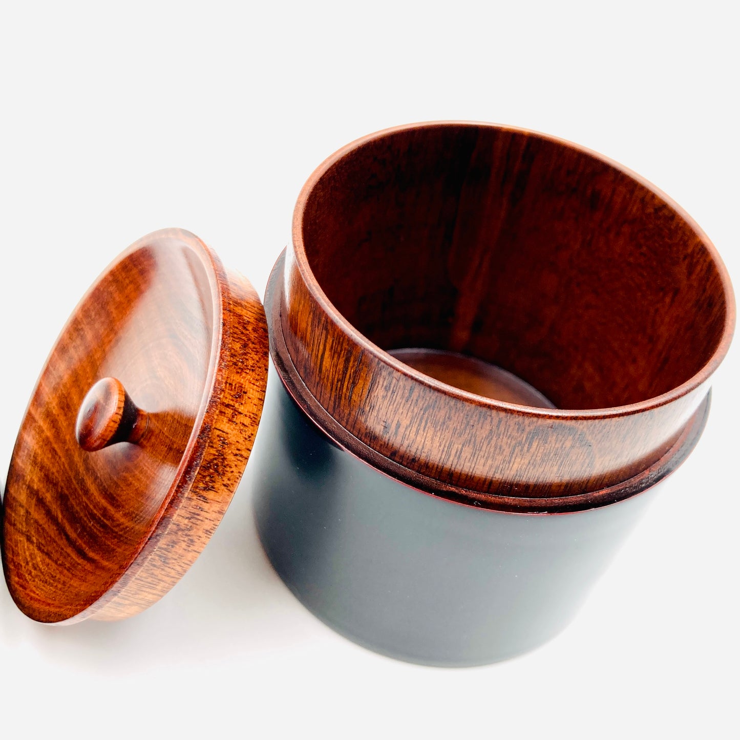 Teedose TEMNI / Urushilack/ Holz / Japan