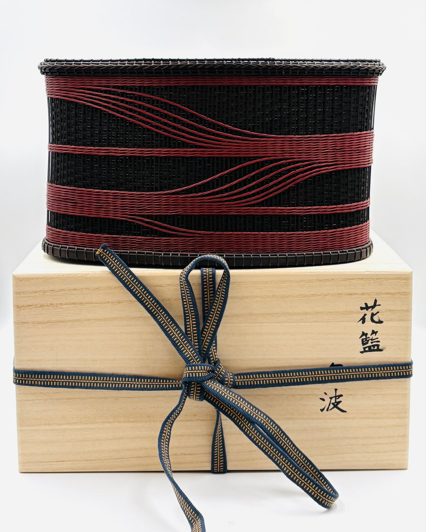 YUGATA NO NAMI von Meisterin Masayo Kondo  / Bambuskunst