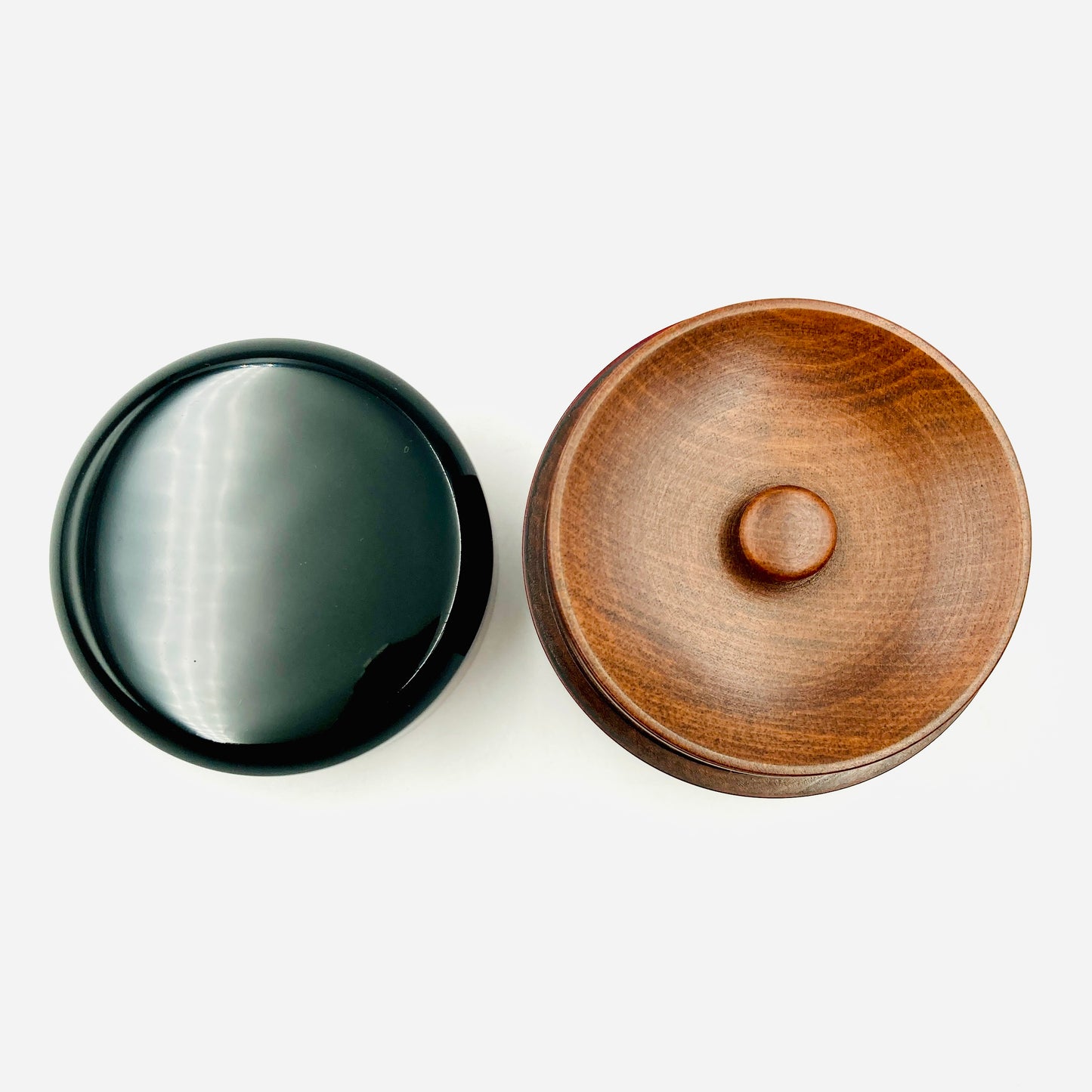 Teedose TEMNI / Urushilack/ Holz / Japan