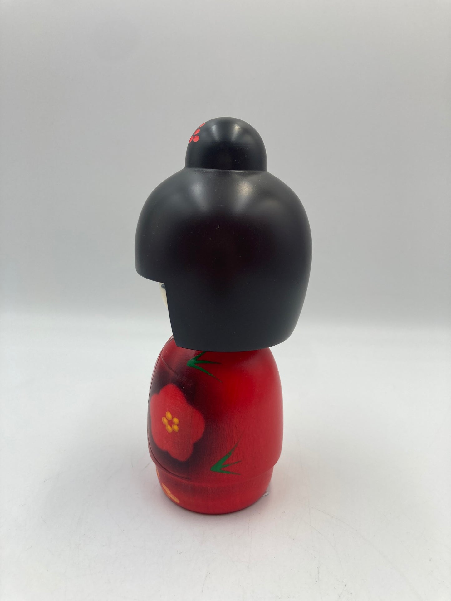 Kokeshi Hoemi (smiling)