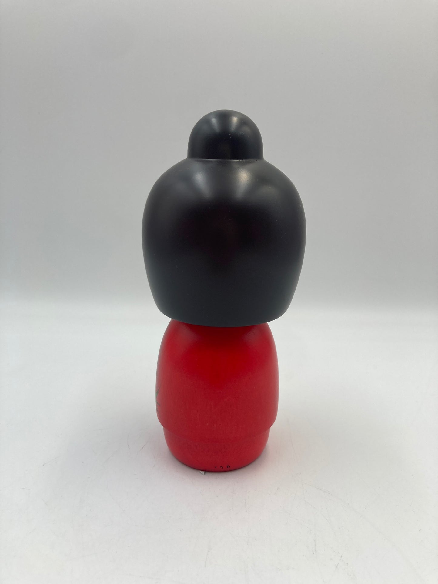 Kokeshi Hoemi (smiling)
