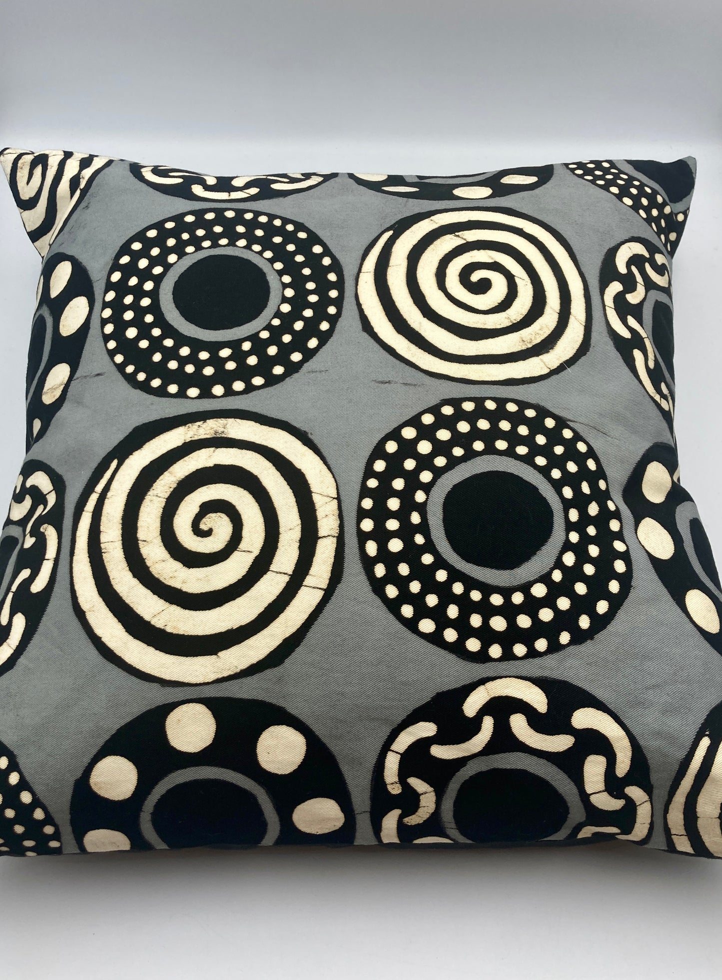 Polster CIRCLE Batik 45x45cm, Handarbeit, ohne Füllung