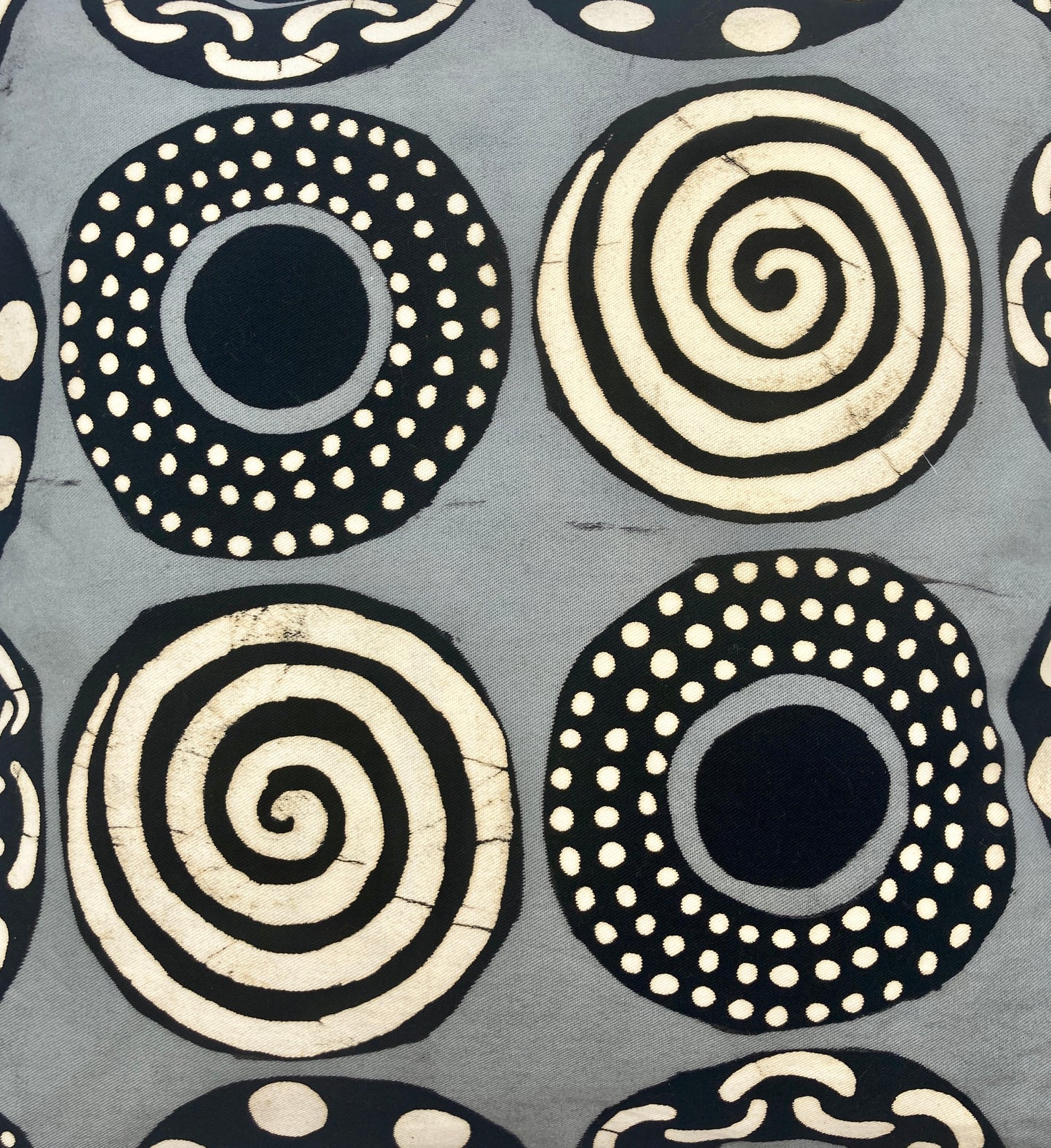Polster CIRCLE Batik 45x45cm, Handarbeit, ohne Füllung