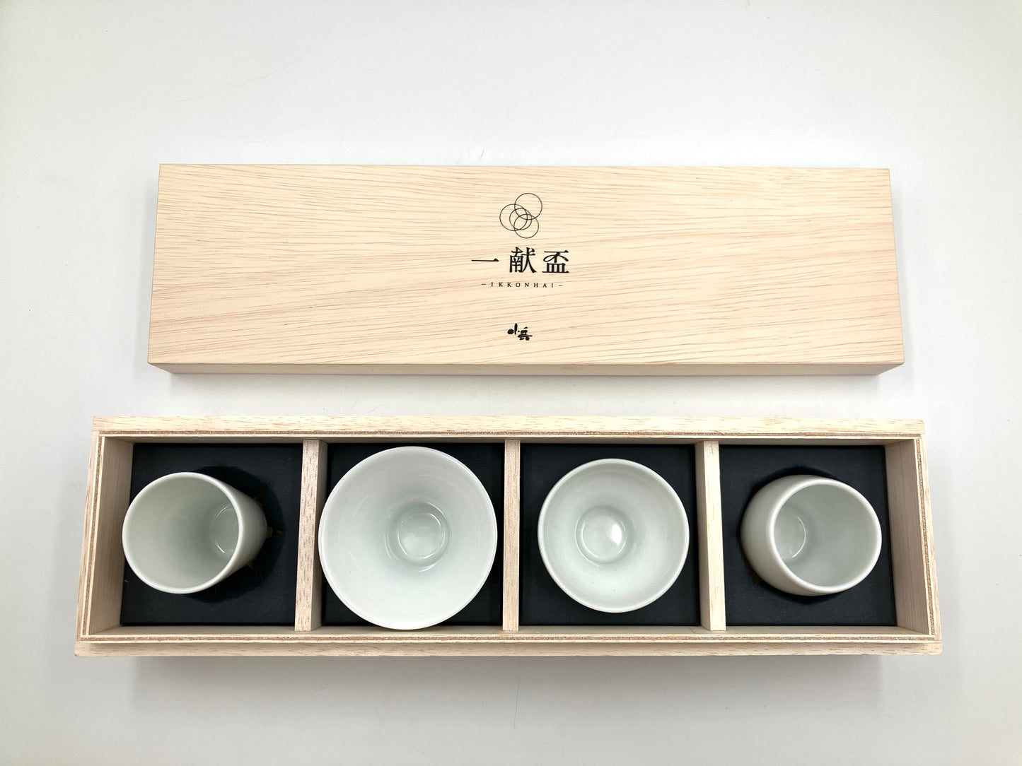 Sake Porzellanbecher KOHYO